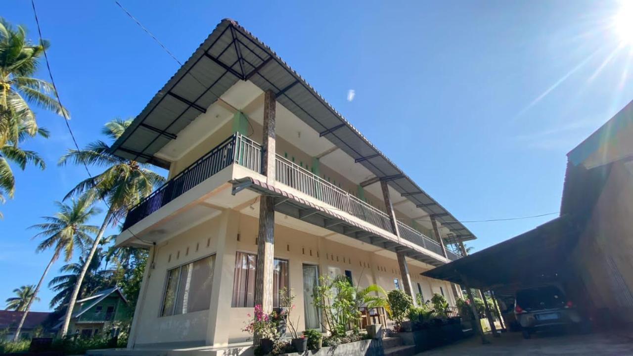 Penginapan Malompek Syariah パダン エクステリア 写真